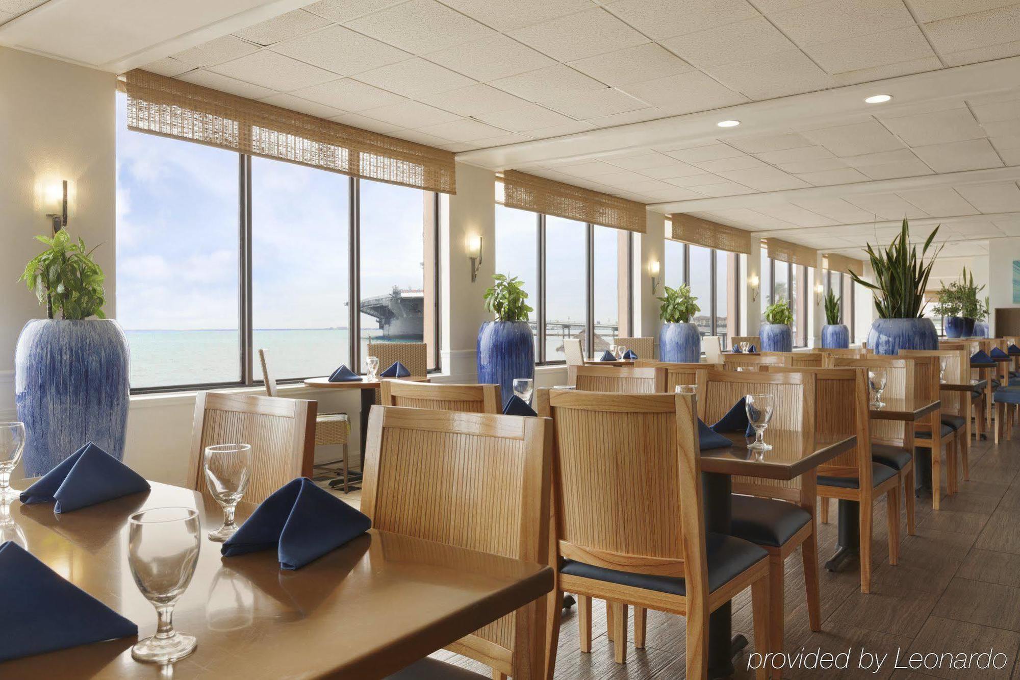 Doubletree By Hilton Corpus Christi Beachfront Esterno foto